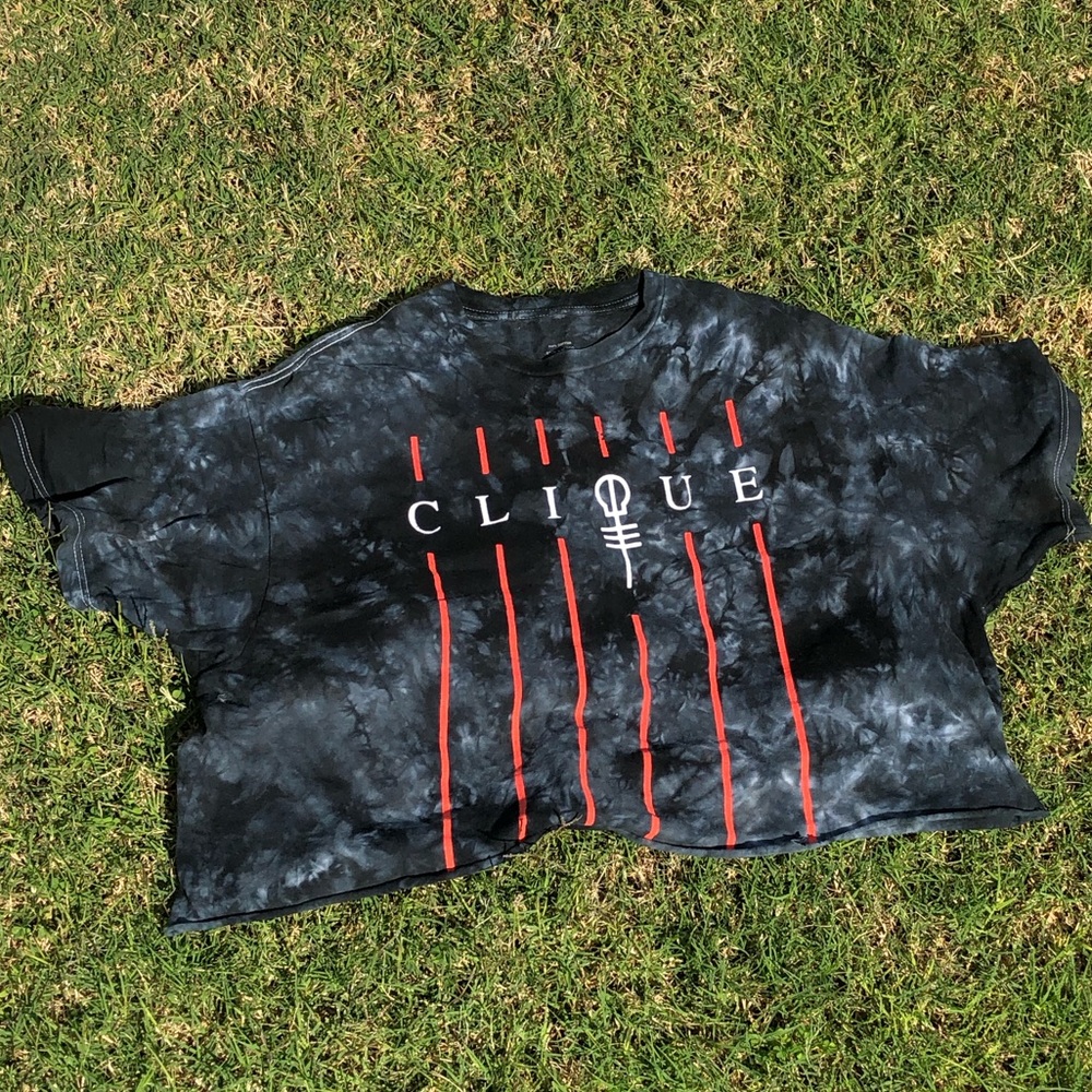 Tie-Dye Graphic Crop Top